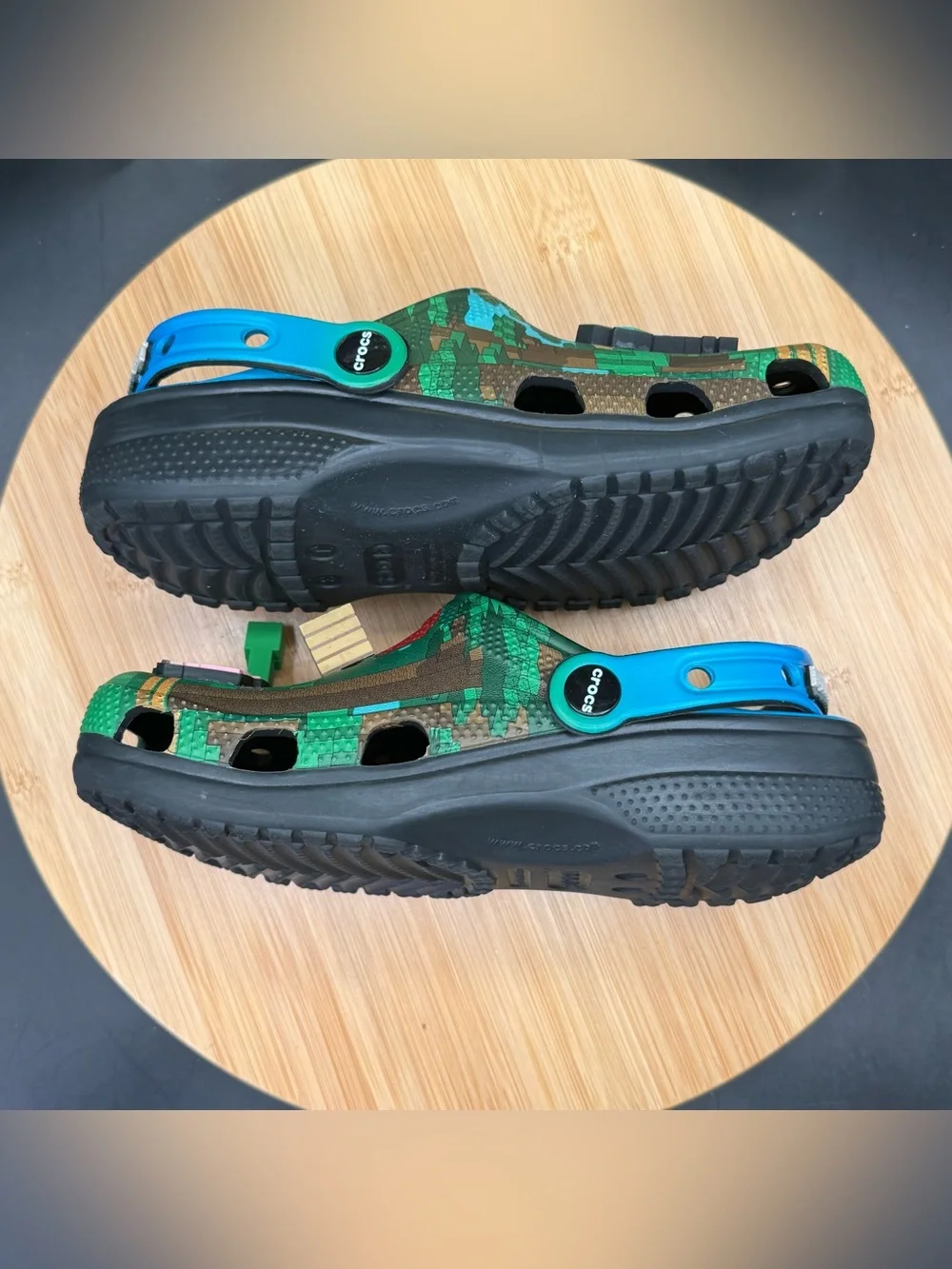 Minecraft x Crocs Classic Clog Green / Multicolor Kids Size J3